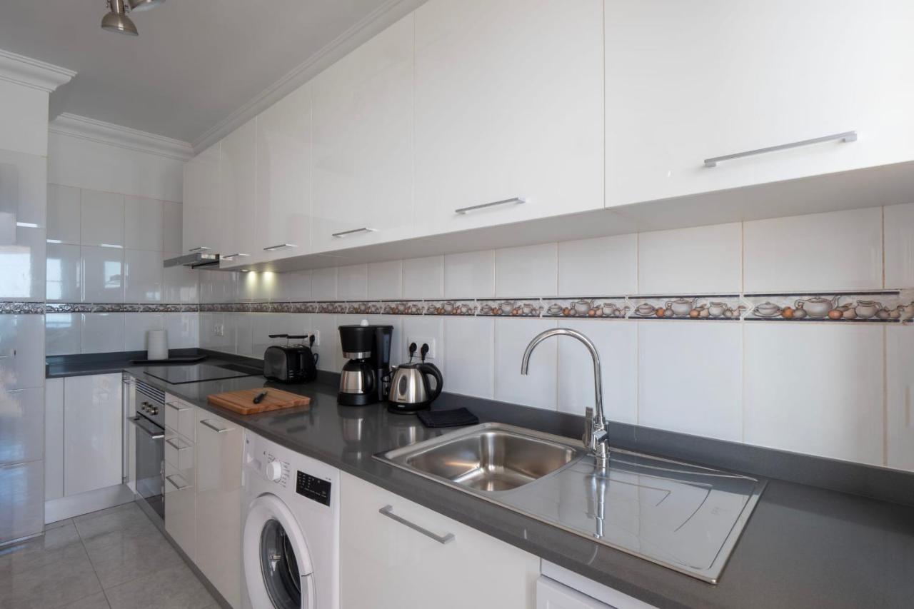 Comfortable And Modern Apartment Next To The Avenida Central In Tias Ngoại thất bức ảnh